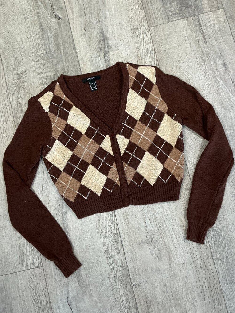 Forever 21 Argyle Cropped Cardigan Small Brown Cream V Neck Preppy Sweater
